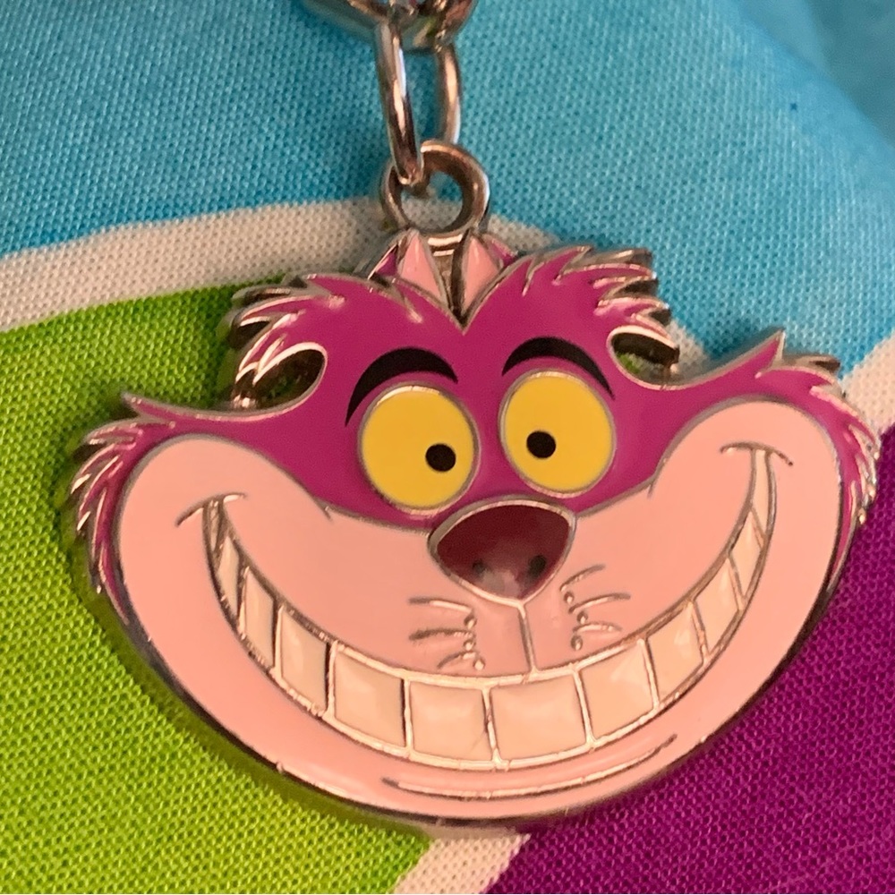 NWOT Disney 2016 Cheshire Cat Lanyard Medallion - Picture 2 of 6